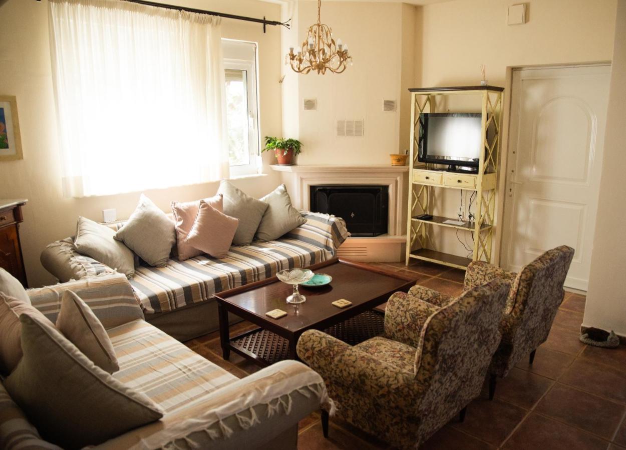 The Early Bird - Cosy 2-Floor House With Garden Villa Dedeağaç Dış mekan fotoğraf
