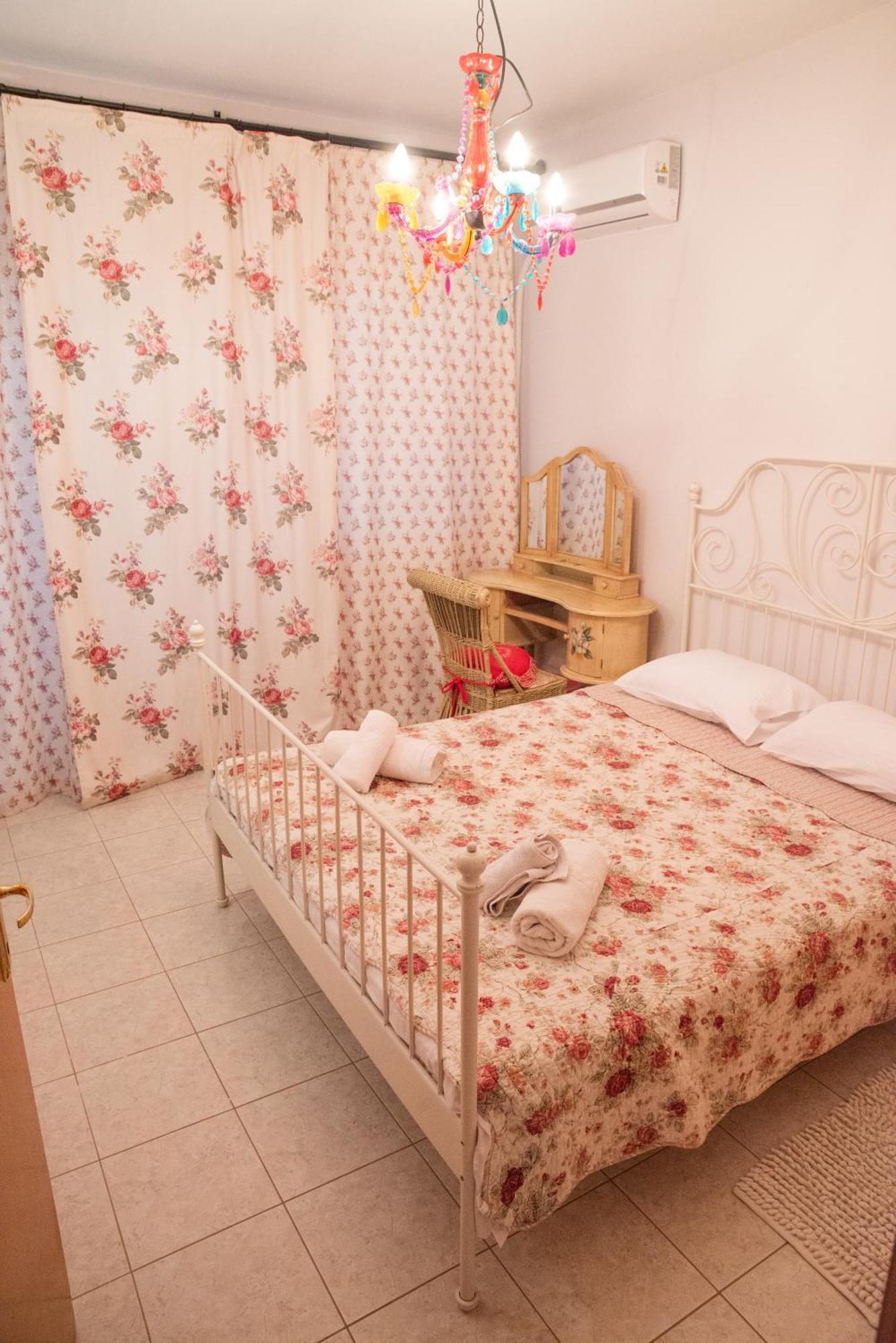The Early Bird - Cosy 2-Floor House With Garden Villa Dedeağaç Dış mekan fotoğraf